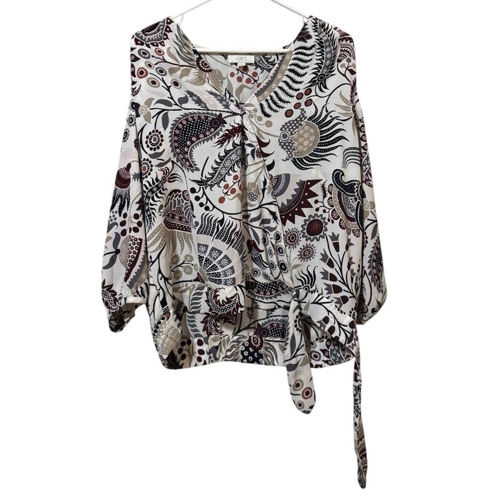 LOFT Outlet Women Size Medium Blouse Paisley Print Tie Bottom Polyester City‎